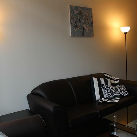Custom Luxury Suite - By Elite Suites Місісаґа Екстер'єр фото