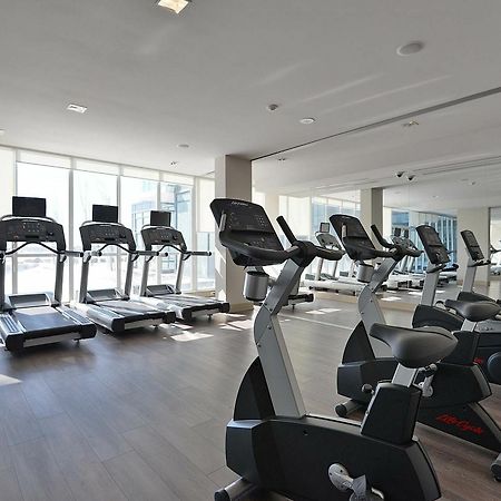 Custom Luxury Suite - By Elite Suites Місісаґа Екстер'єр фото